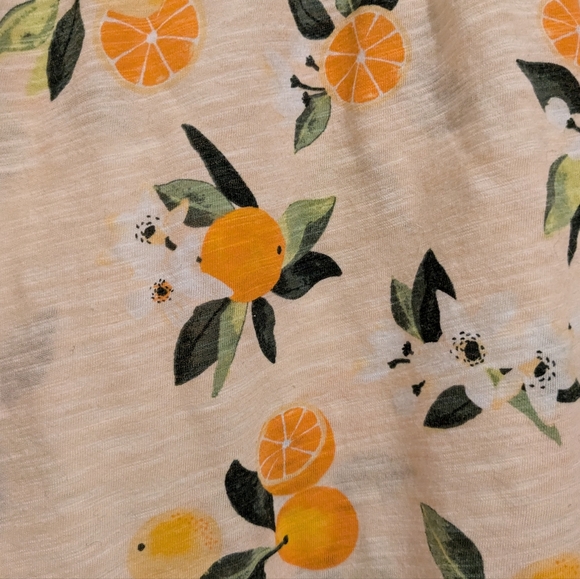 Citrus print sleeveless top - Picture 2 of 3